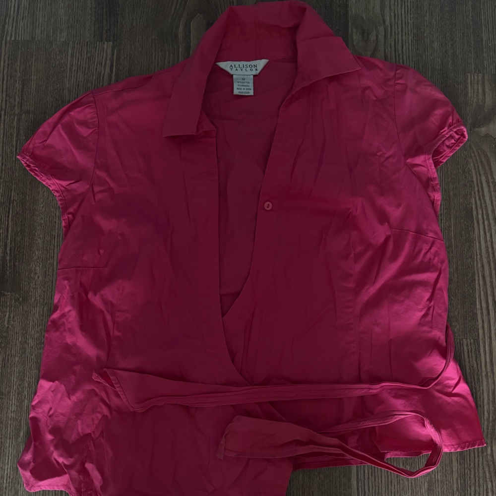 Allison Taylor Pink button-up shirt #pinkshirt
